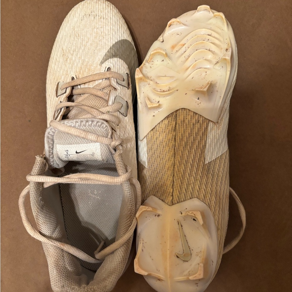Nike Tan and Cream Lacrosse/football cleats